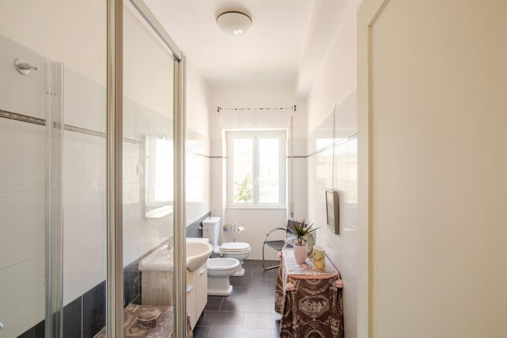 Casa Al Mare - Lido Apartment แตร์ราชินา ภายนอก รูปภาพ