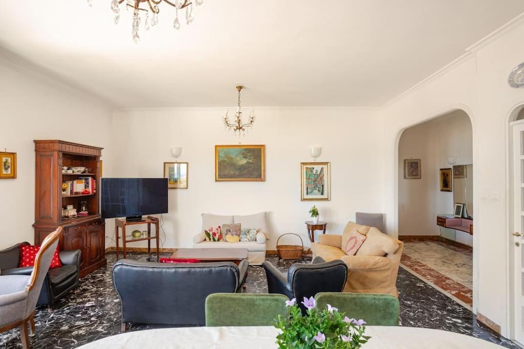 Casa Al Mare - Lido Apartment แตร์ราชินา ภายนอก รูปภาพ